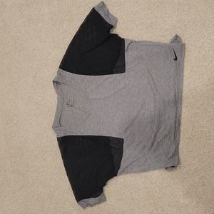 Nike Dri-Fit Short Sleeve Mesh S